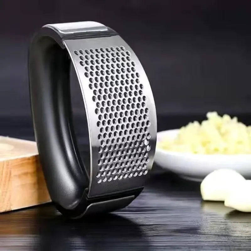 Stainless Steel Garlic Press Crusher Fruit Vegetable Kitchen Gadget